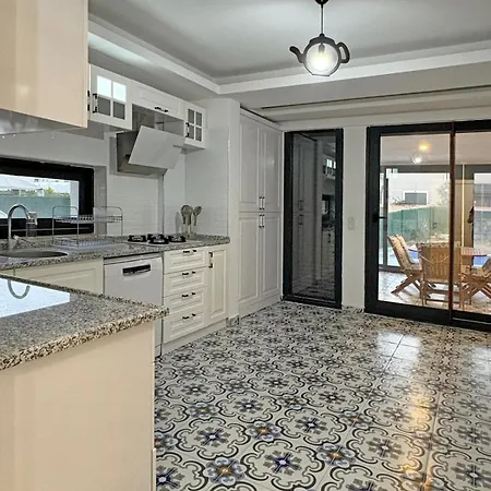 With Private Pool In The Heart Of Vineyard & Gastronomy Routes Вилла Урла
